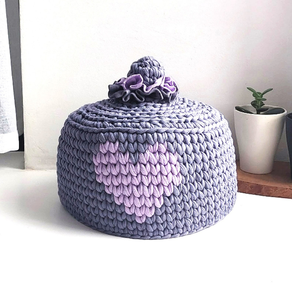 kitchen-desk-decor-teapot.jpg
