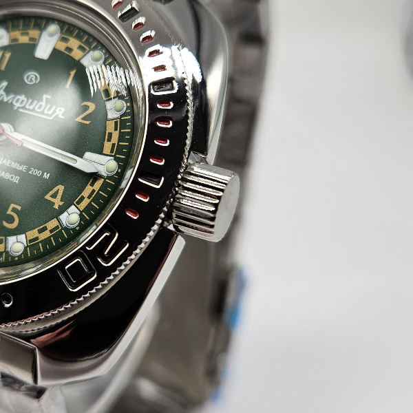 men's-mechanical-automatic-watch-Vostok-Amphibia-2416-Green-Diver-710439-4