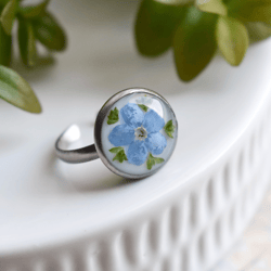 Ring with real flowers. forget-me-not ring. Dried veronica in resin.