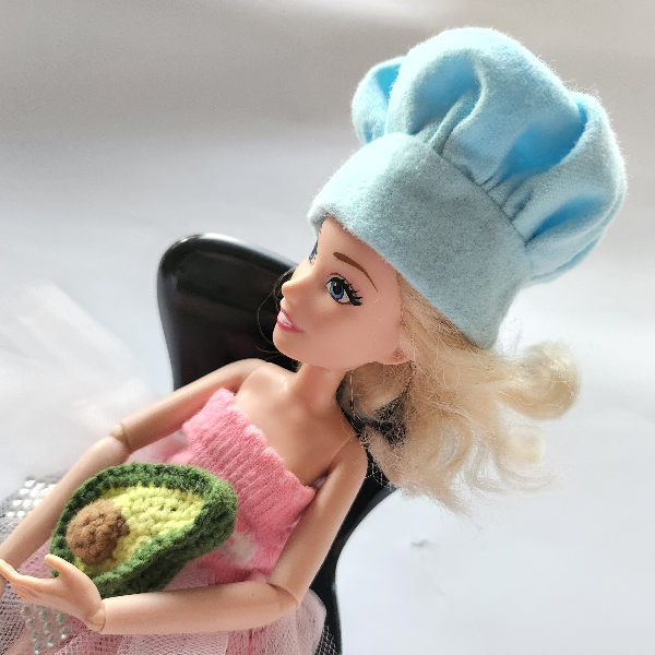 Barbie doll chef accessory