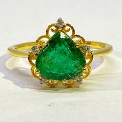 Natural Pear Shape Natural Emerald And Diamond Ring In 14K Solid Hallmarked Gold