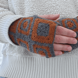 Patchwork fingerless cashmere mittens, colorful women mittens, crochet adult mittens, granny square knit mittens