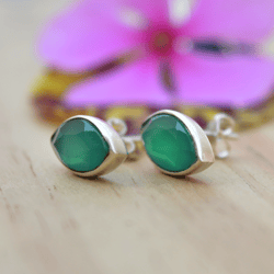 Green onyx Stud Earrings, Sterling Silver Women Earrings, Green Gemstone Earrings, Minimalist Silver Jewelry, Handmade