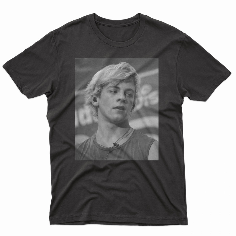 ROSS LYNCH Retro Photo Shirt, Ross Shor Lynch Tees, R5 Lynch Pop Rock Band shirt, Sabrina Tees, Austin Lynch Shirt, Riker Lynch, Ross Lynch.jpg