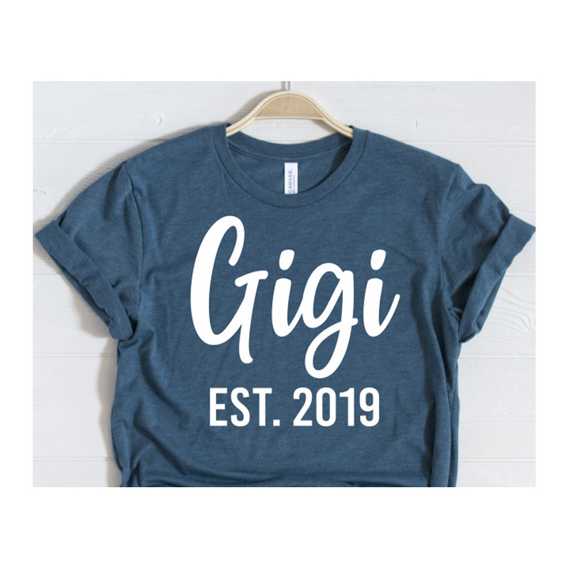 GiGi Shirt, Grandma Gift, GiGi Established Shirt, Grandma Shirt, Christmas Gift GiGi, Pregnancy Announcement Grandparents, Nana Shirt.jpg
