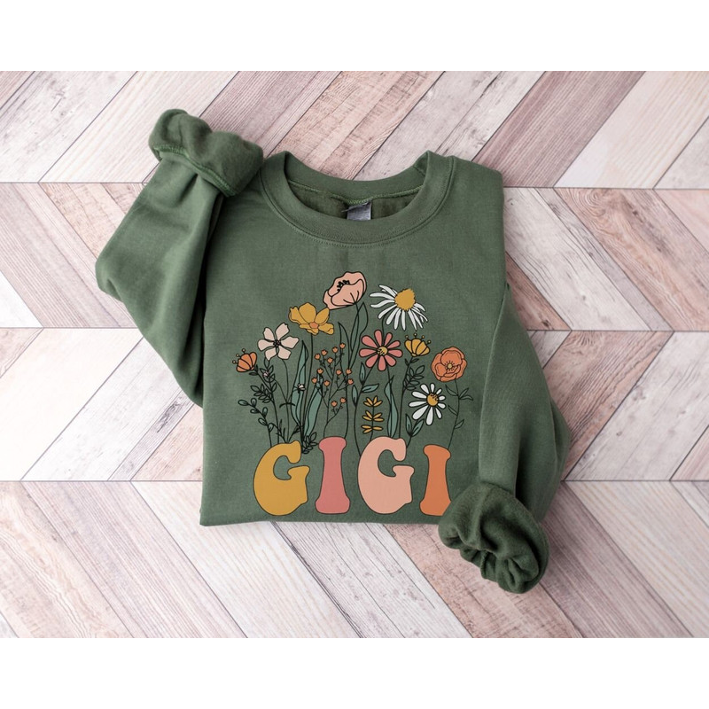 Gigi Sweatshirt, Wildflowers Grandma Sweatshirt, Gift for New Grandmother Est 2023, Pregnancy Announcement, Nana Baby Reveal Gift Mimi.jpg
