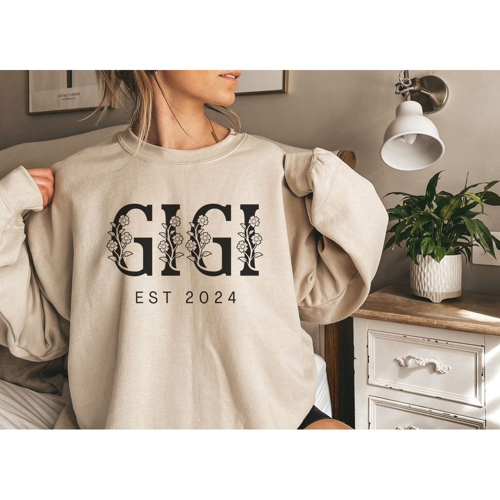Floral Gigi Sweatshirt, Personalized Gigi Est Sweatshirt, Gift for Gigi, Grandma Sweatshirt, Gift For Grandma,Mother's Day Gift,Gigi Sweater.jpg