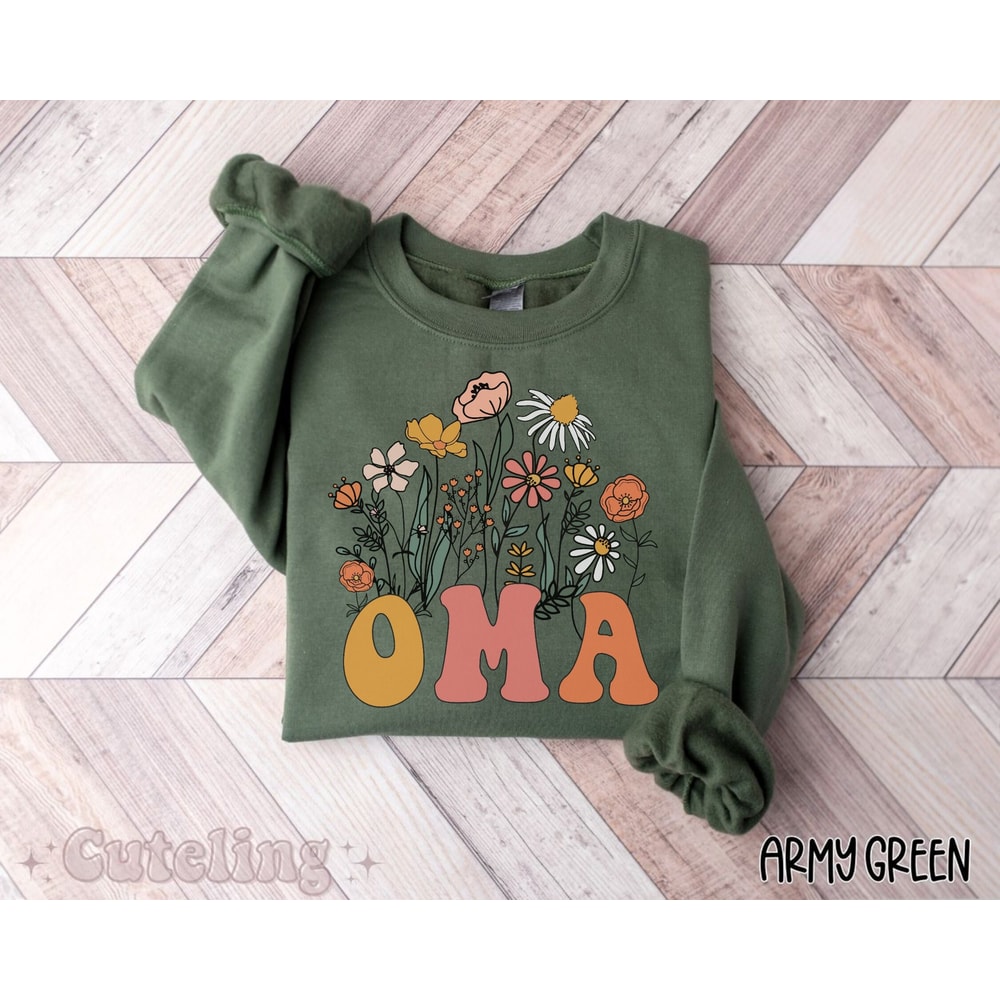 Oma Sweatshirt Wildflowers Grandma Sweatshirt Gift for New Grandmother Est 2023 Pregnancy Announcement German Oma Nana Baby Reveal Gift Mimi.jpg