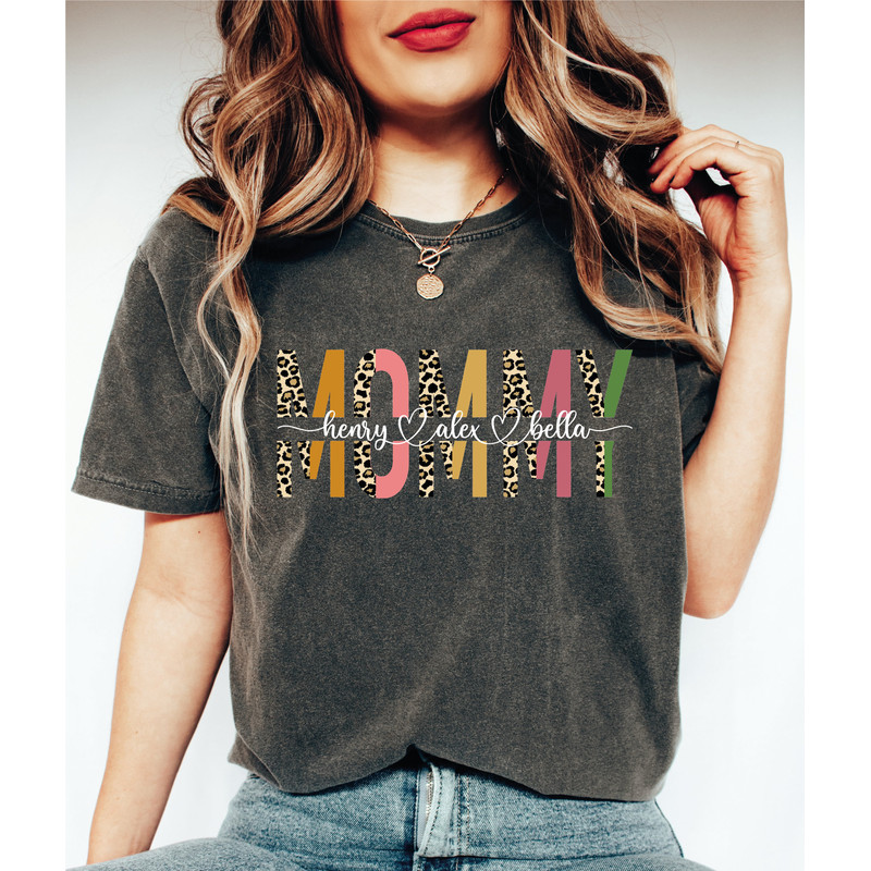 Personalized Comfort Colors Mommy Shirt With Kids Names, Leopard Mommy Shirt, Retro Mommy Leopard Shirt, Mama Custom Gift, Gift For Mom N56.jpg