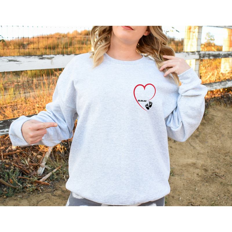 Custom Mom Sweatshirt, Pregnancy Sweatshirt, Mom To Be 2023 Sweatshirt, Pregnancy Announcement, Maternity Sweatshirt, Mom To Be Gift.jpg