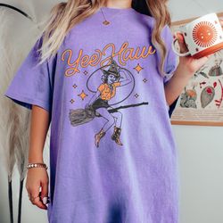 yee haw vintage halloween cowgirl witch oversized t shirt, witch cowgirl comfort colors tee, vintage western