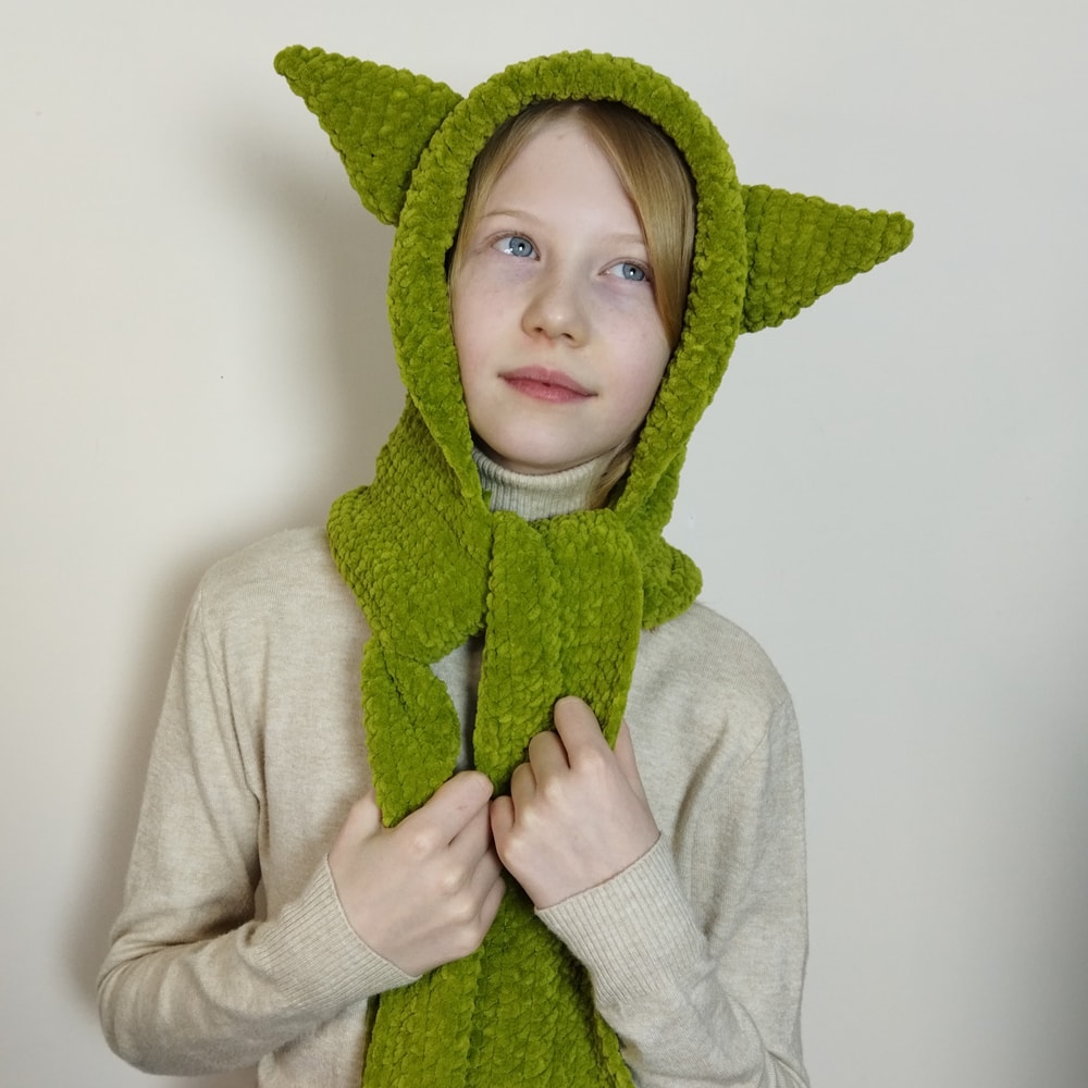 yoda_hat_scarf