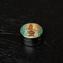 The Saint Isaac's Cathedral Lacquer Box - A Touch of St. Petersburg's Magic