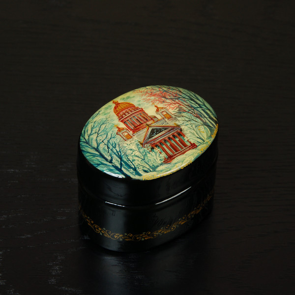 Small Cathedral lacquer box