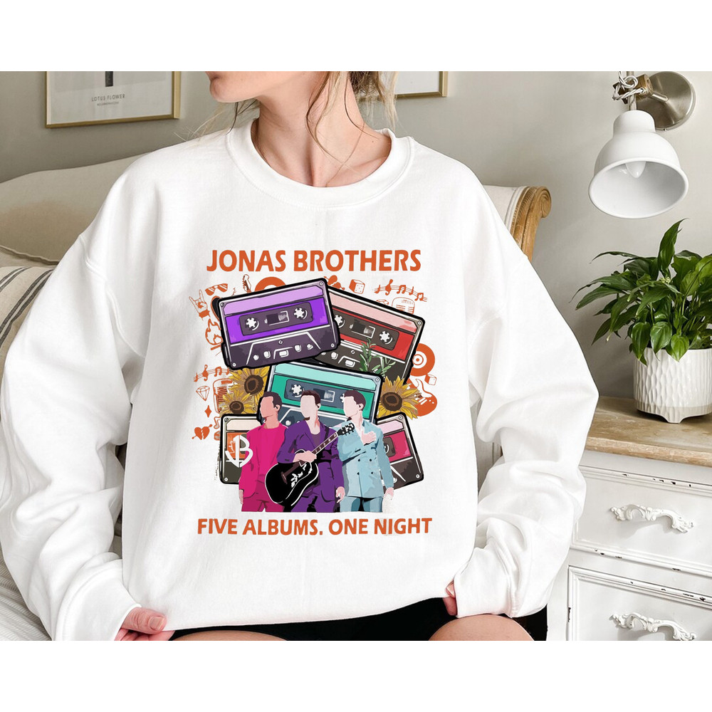 Jonas Cassette Sweatshirt, Retro Jonas Brothers Cassette Sweatshirt, Jonas Brothers Merch, 5 Albums 1 Night Tee, Jonas The Eras Tour 2023.jpg