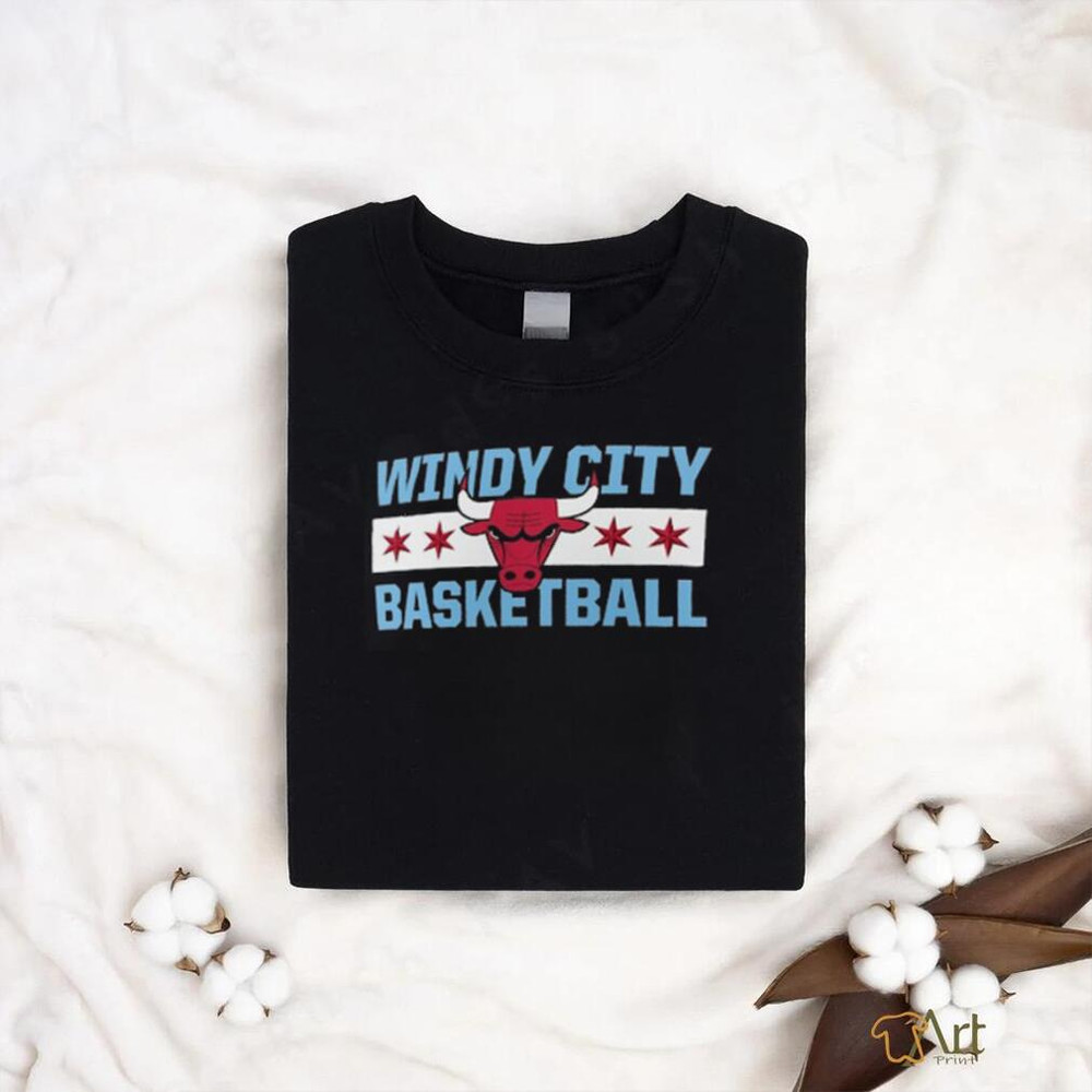 Chicago Bulls Fanatics Branded Hometown Collection Windy City T Shirt - teejeep.jpg