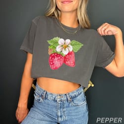 strawberry cropped shirt, coquette crop top, coquette aesthi