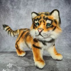 Realistic tiger plush toy. Poseable toy tiger. Wild animals.