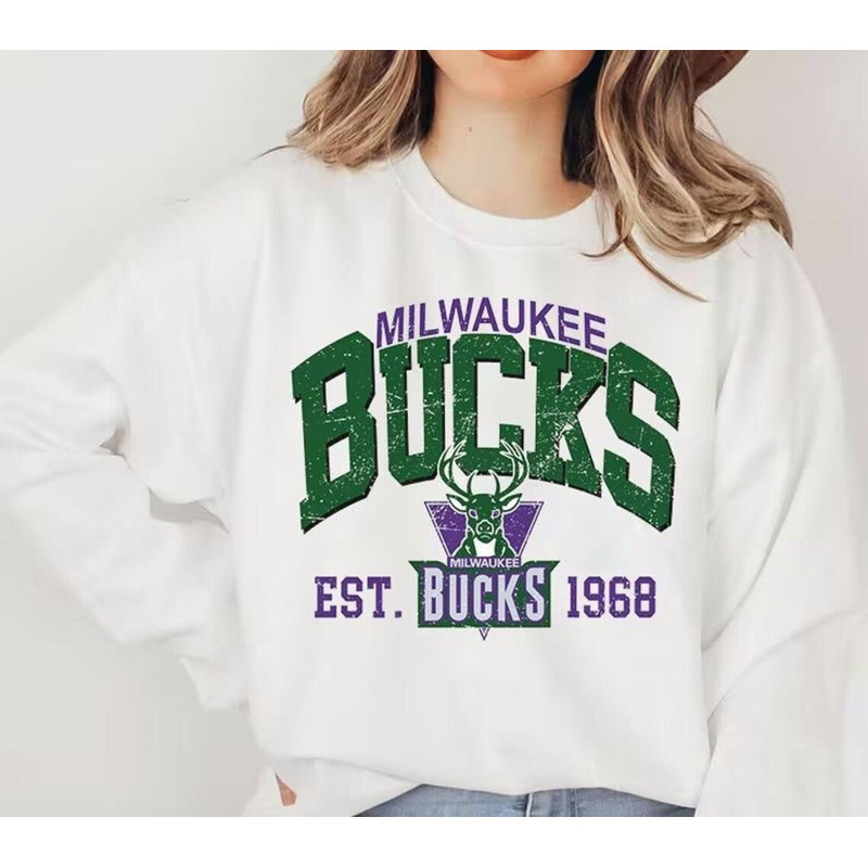 Vintage Milwaukee Basketball Sweatshirt, 90s Milwaukee Basketball Sweatshirt, Milwaukee 90s Logo Shirt, Milwaukee Shirt, Crewneck Shirtm02.jpg