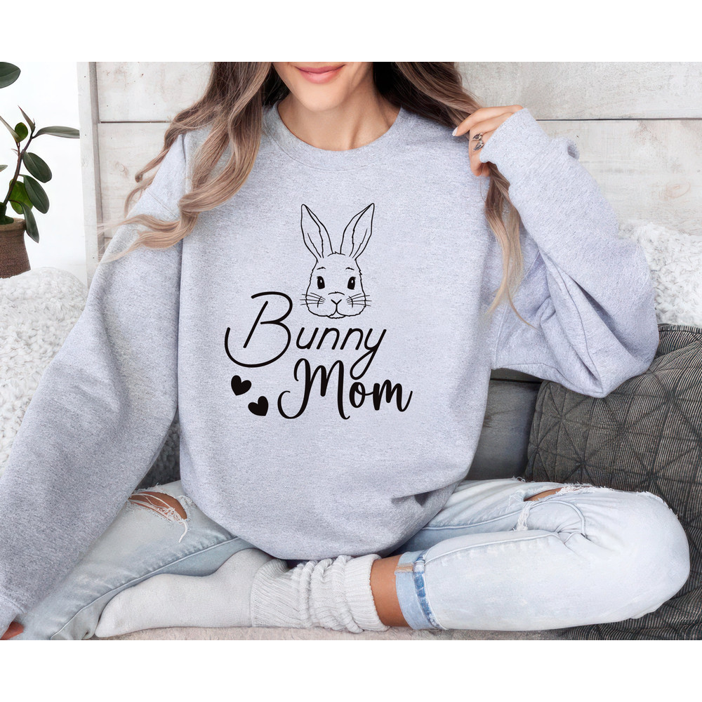 Personalized Bunny Mom Sweatshirt, Bunny Mother Unisex Sweatshirt, Rabbit Mama Sweatshirt, Bunny Lover Sweater, Custom Gift for Mothers Day.jpg