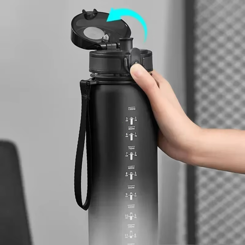 Large Capacity Sports Water Bottle For Men Women Portable Plastic Drinkware For Outdoor Fitness 0