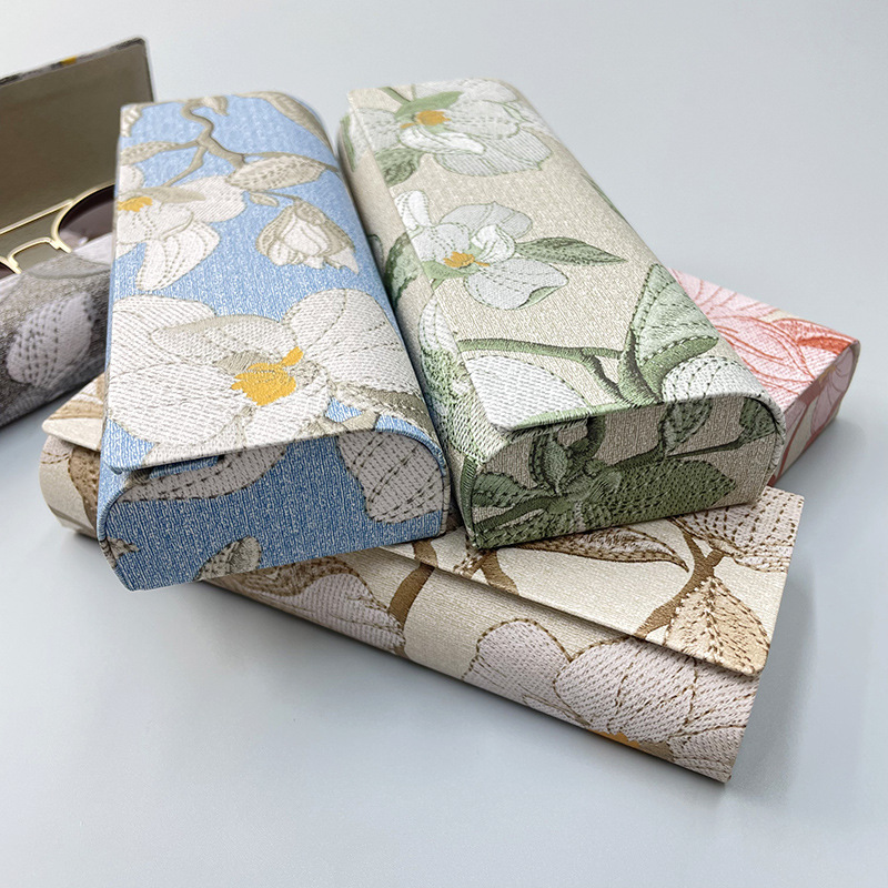 Chinese Style Embroidery Glasses Storage Case For Women Students 1