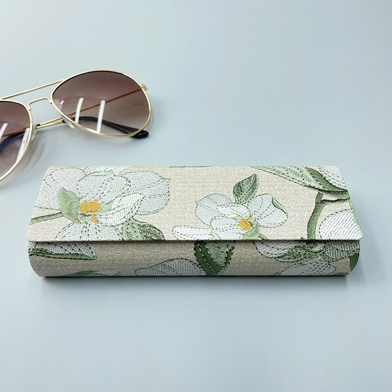 Chinese Style Embroidery Glasses Storage Case For Women Students 7