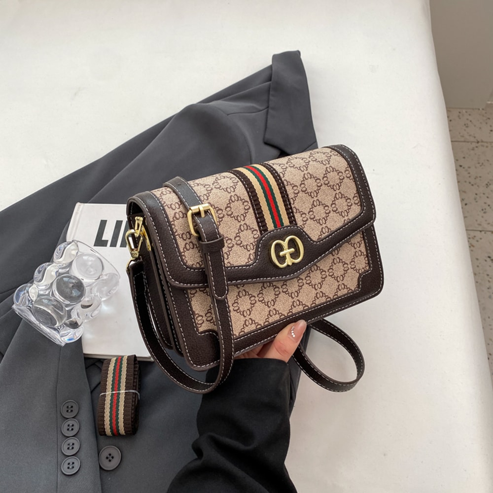 Classic Quilted Geometric Print Shoulder Bag With Adjustable Strap 5