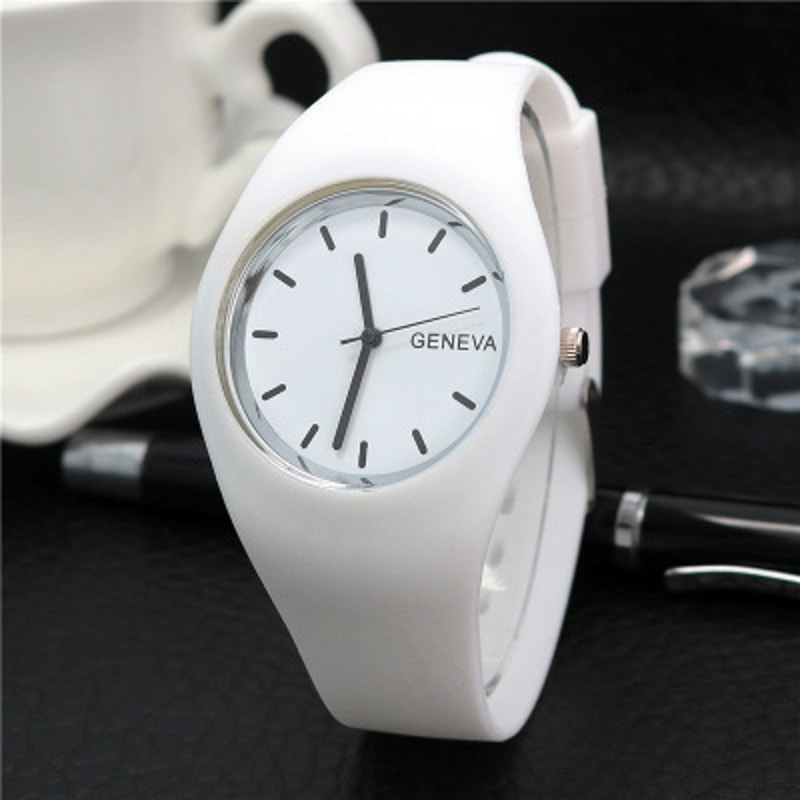 Luxury Waterproof Ultra Thin Women's Quartz Watch Elegant Design for Fashion Forward Ladies