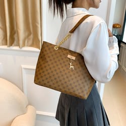 soft leather tote bag for women large capacity with hanging accessories shoulder bag
