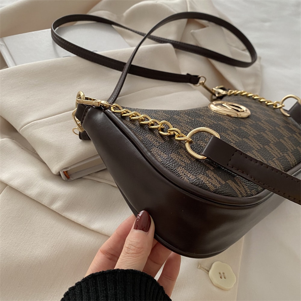 Vintage Style PU Leather Crossbody Bag Gold Letter Tote Synthetic Leather Shoulder Purse 4