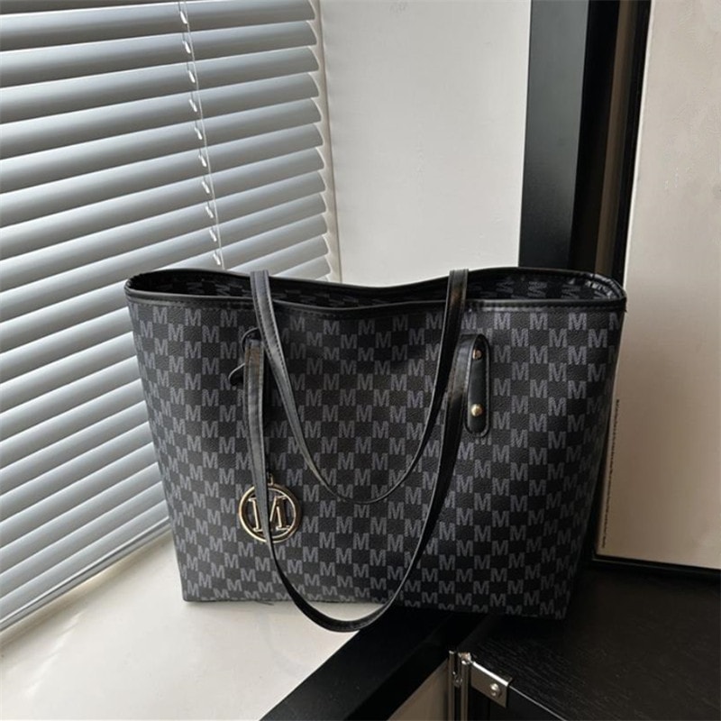 Vintage Shoulder Tote Bag For Women Stylish Large Handbag For Work Travel And Daily Use 1