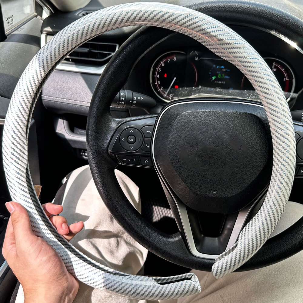 Luxury Carbon Fiber Non Slip Steering Wheel Cover Breathable Auto Protector 3