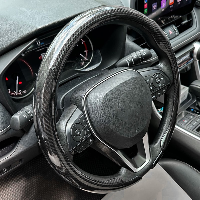 Luxury Carbon Fiber Non Slip Steering Wheel Cover Breathable Auto Protector 2