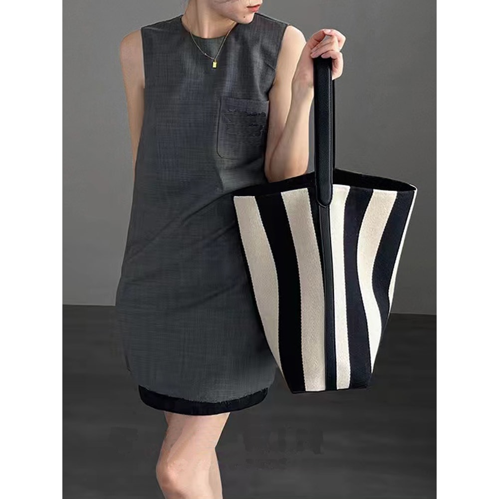 Niche Striped Canvas Bucket Bag For Women Large Capacity Commuting Tote Trendy Single Shoulder Bag 2