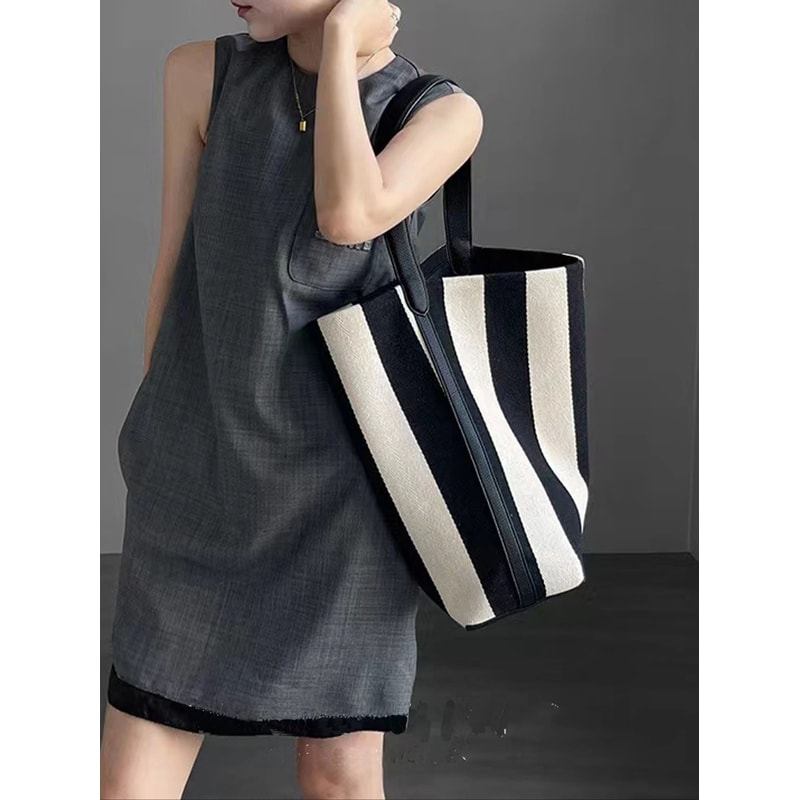 Niche Striped Canvas Bucket Bag For Women Large Capacity Commuting Tote Trendy Single Shoulder Bag 5