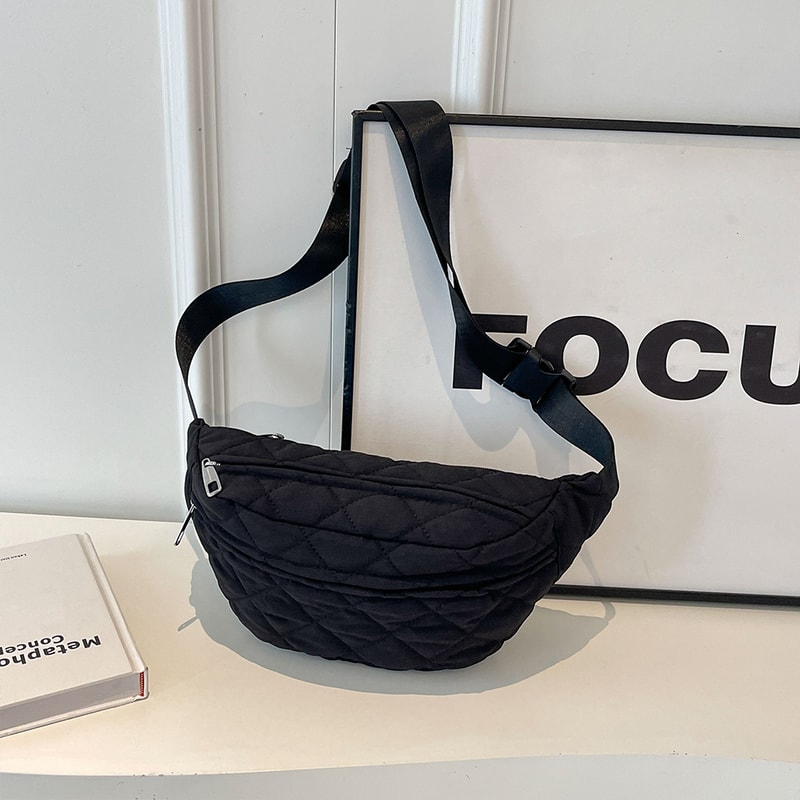 Large Capacity Waterproof Crossbody Bag Stylish Quilted Shoulder Bag for Everyday Use