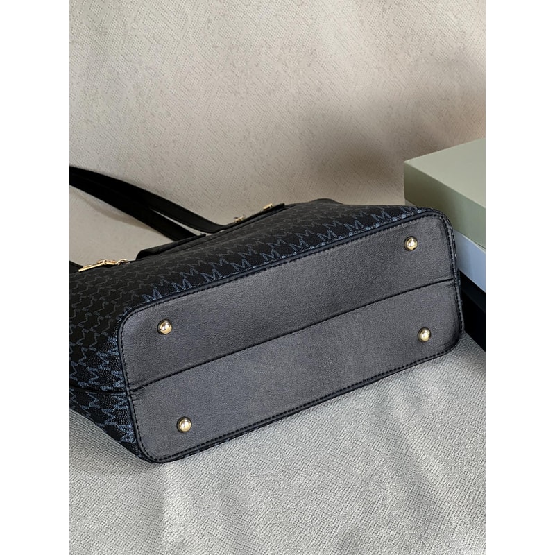 Large Capacity Fashion Tote Bag Stylish Portable Zippered Shoulder Sling for Women Ideal Gift for All Occasions