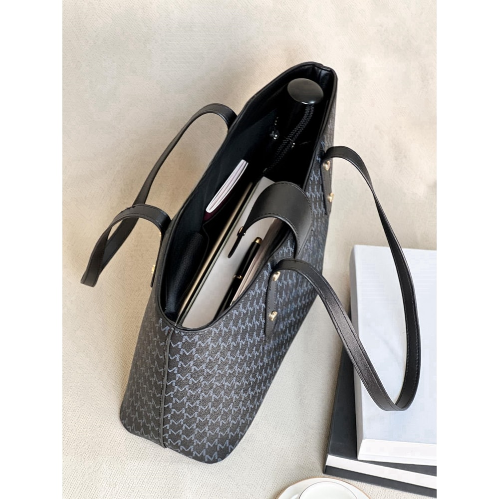 Large Capacity Fashion Tote Bag Stylish Portable Zippered Shoulder Sling for Women Ideal Gift for All Occasions