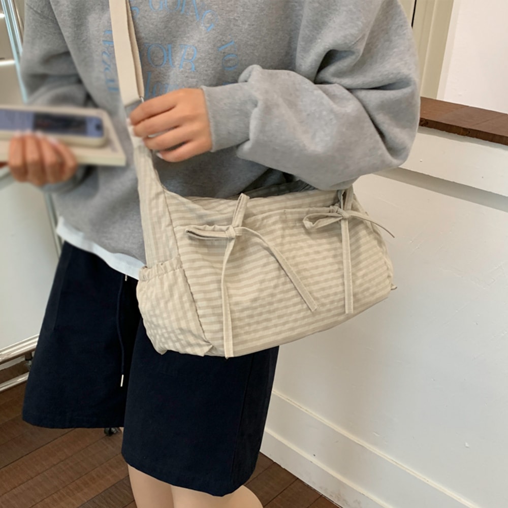 Retro Grid Single Shoulder Bag Large Capacity Stylish Versatile For School Work And Commuting Unis 0