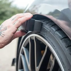 waxing sponge brush with cover for car & motorcycle wheel polishing abs tire cleaning and contour dressing applicator