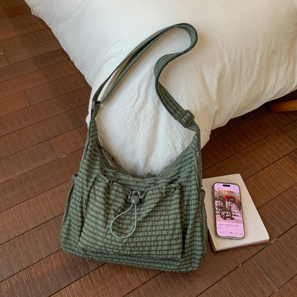 Stylish Womens Checkered Sling Bag Large Capacity Pleated Nylon Plaid Tote Shoulder Bag For Shoppin 5