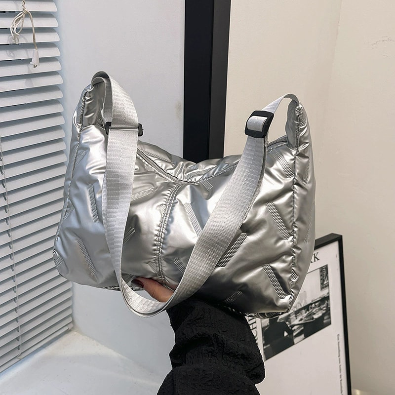 Fashionable Quilted Hobo Bag for Women Large Capacity Winter Tote Padded Shoulder Bag for Casual Commuting