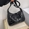 Fashionable Quilted Hobo Bag for Women Large Capacity Winter Tote Padded Shoulder Bag for Casual Commuting