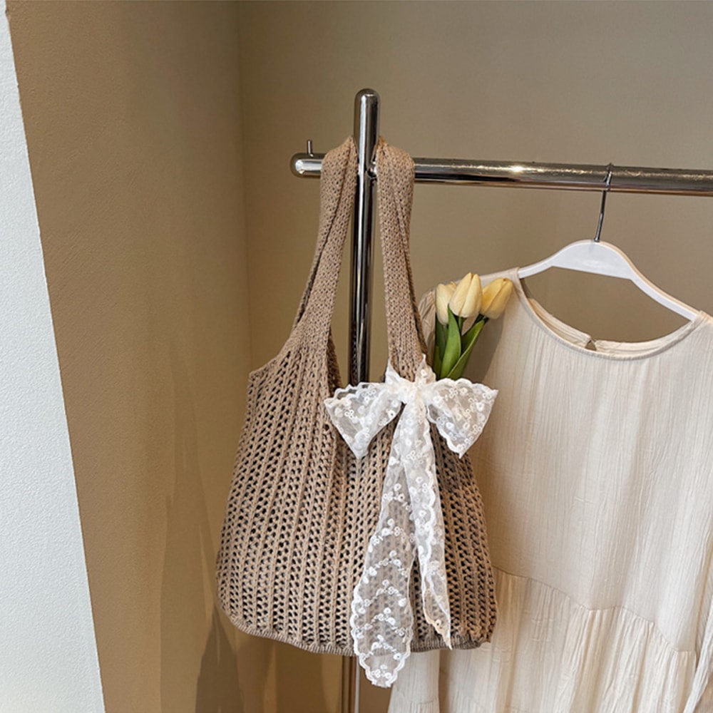 Summer Straw Beach Tote Bag for Women Hollow Out Weave Handbag with Lace Detail