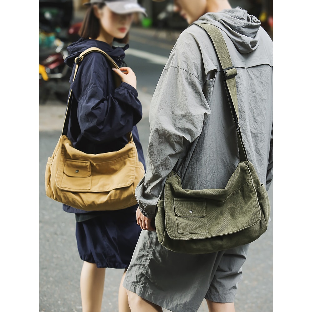 Casual Canvas Messenger Bag Versatile & Spacious Shoulder Bag for Students Men & Women