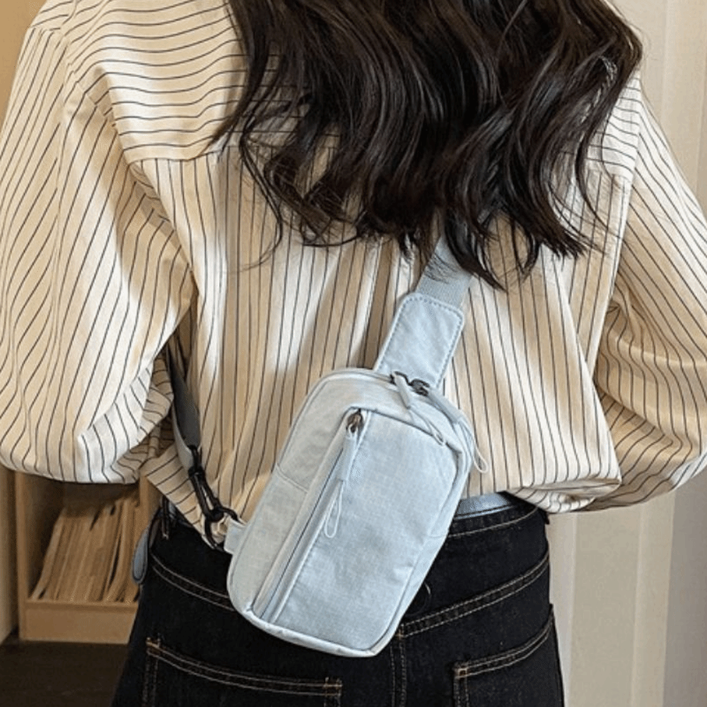 Multifunctional Nylon Chest Bag Waterproof Lightweight Crossbody Bag for Men & Women, Ideal for Active Lifestyles