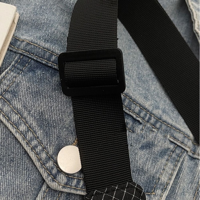 Multifunctional Nylon Chest Bag Waterproof Lightweight Crossbody Bag for Men & Women, Ideal for Active Lifestyles