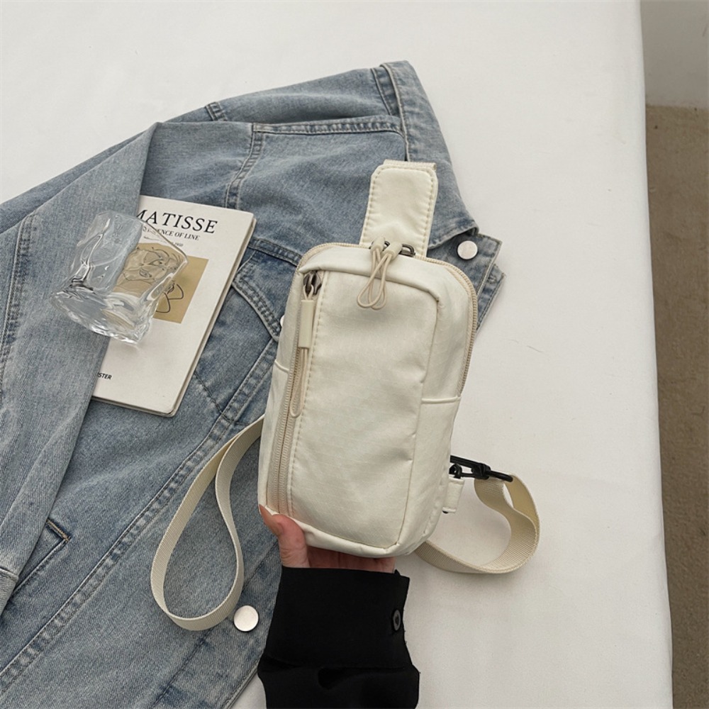 Multifunctional Nylon Chest Bag Waterproof Lightweight Crossbody Bag for Men & Women, Ideal for Active Lifestyles