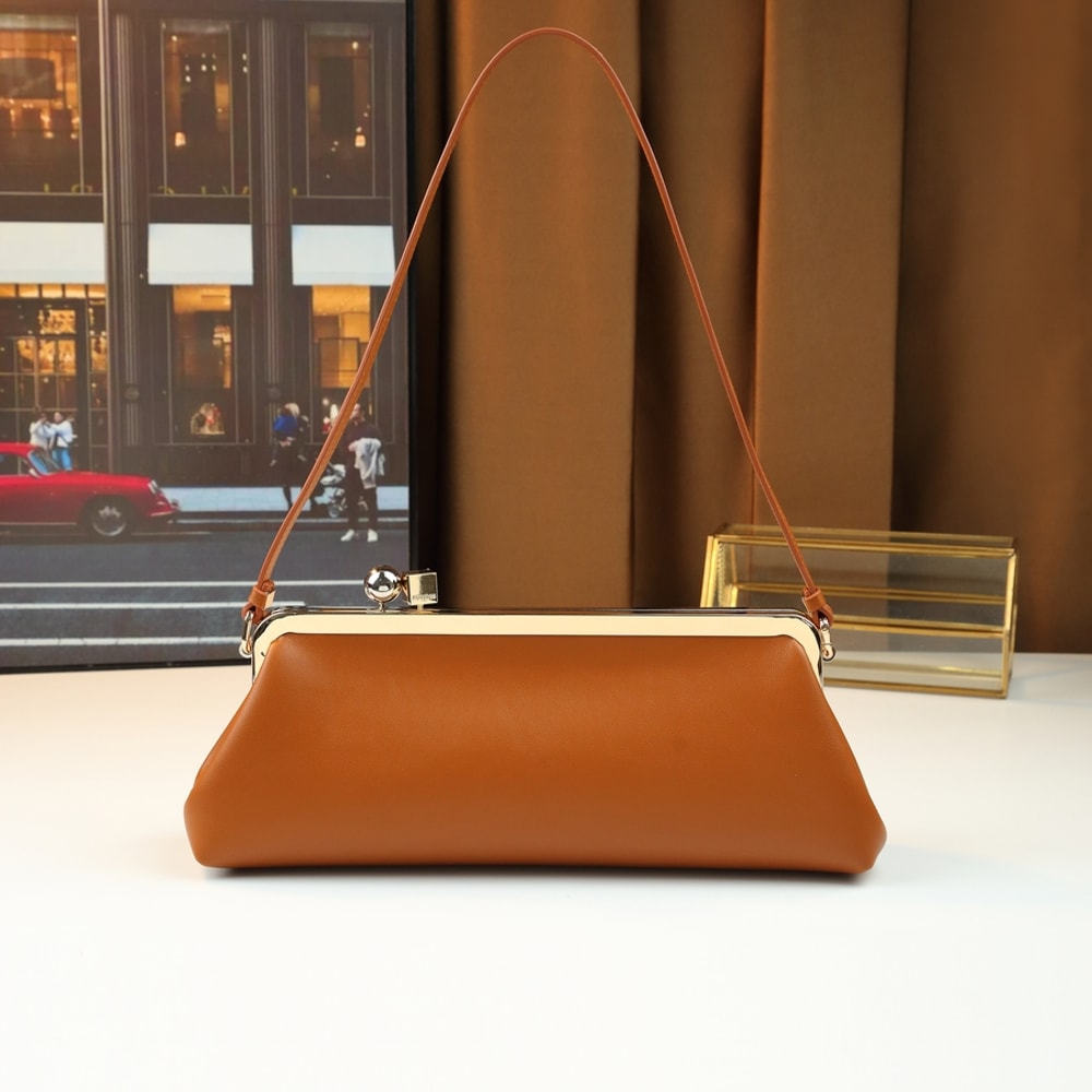 Premium Banquet Trend Women's Alloy Clip Single Shoulder Baguette Bag Elegant Dinner & Messenger Bag for Every Occasion